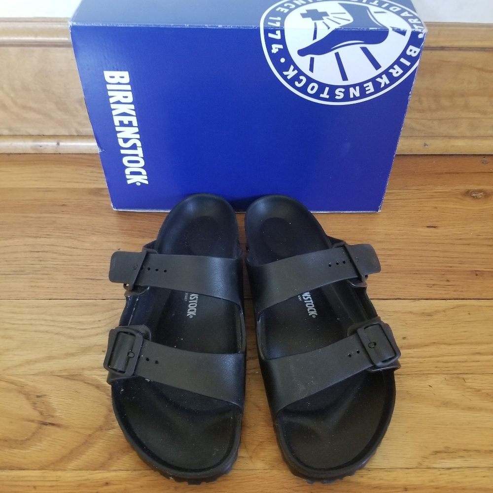 Birkenstock essential Arizona sandles NIB